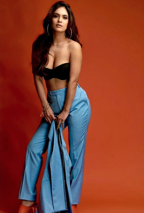 義母オンリーファンズ ホットセクシー 画像