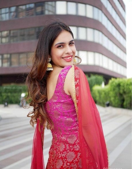 アナルコスプレオンリーファンズ ヌード アーカイブ