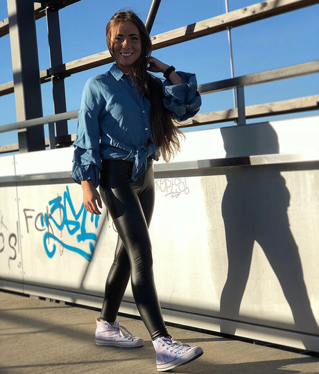 Meike Tosi エロティックなモデル 写真