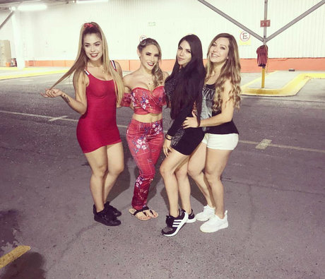 ビーチセックスオンリーファンズ 美しい 写真