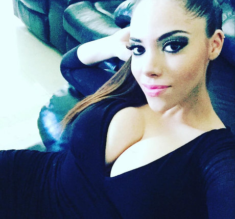 Claudia Guajardo セクシーなポルノスター 画像