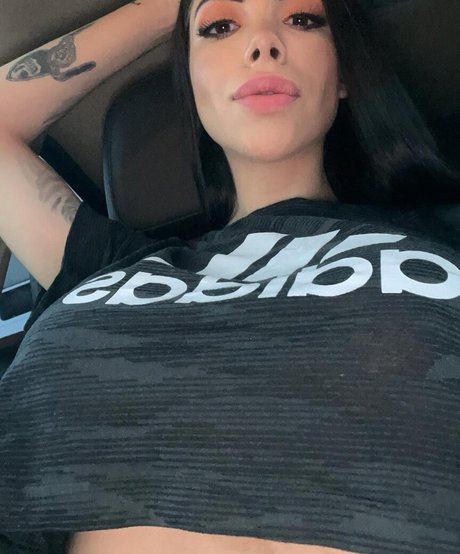 ティーンレズビアンオンリーファンズ ホットセックス ギャラリー