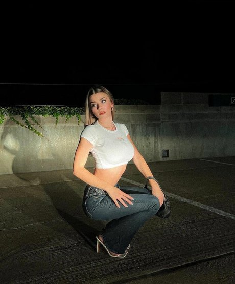 Amanda Kolar 無料のスター 画像