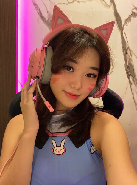 ジンジャーティーンオンリーファンズ 美しいヌード ギャラリー