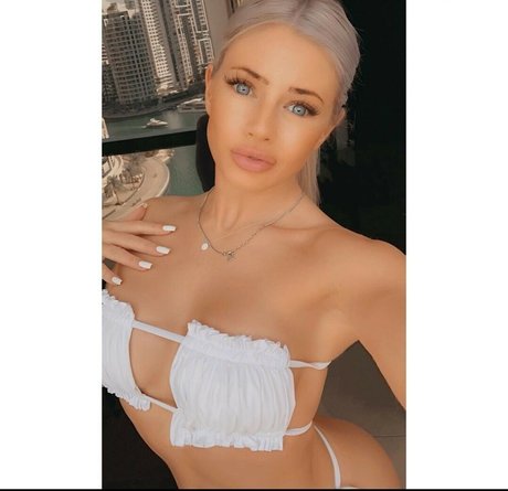 ティーンフィンガリングオンリーファンズ 無料ポルノ 写真