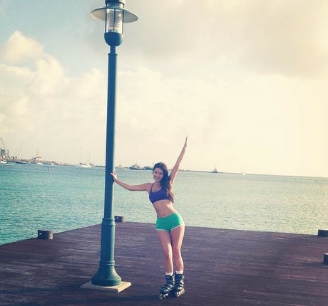 Marlene Favela アートポルノスター アーカイブ