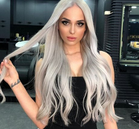 Merve Sanay 高品質のポルノスター 画像