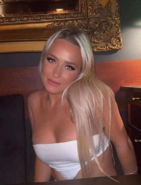 Katelyn Russell 最高のモデル 写真