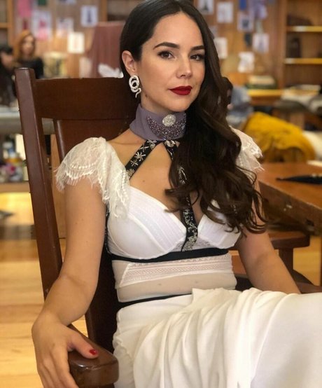 ロシアのアマチュアオンリーファンズ 無料裸 画像