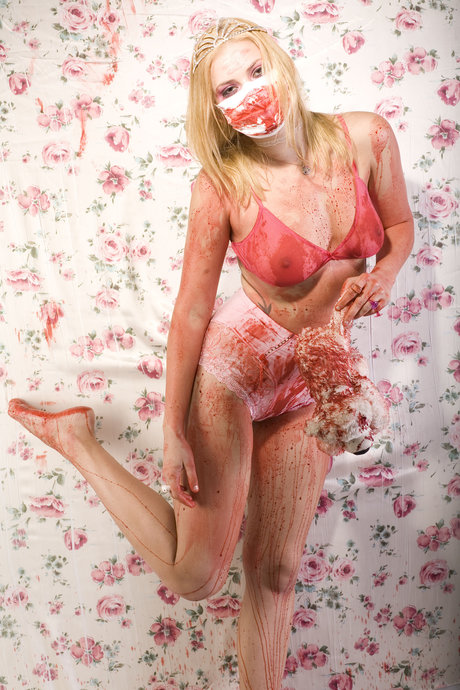 Tina Dubrosky 写真集