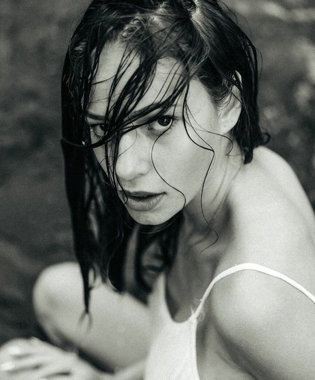 sarina kraus 限定モデル 画像