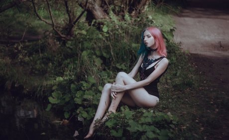 赤毛のセックスオンリーファンズ セクシーヌード 写真