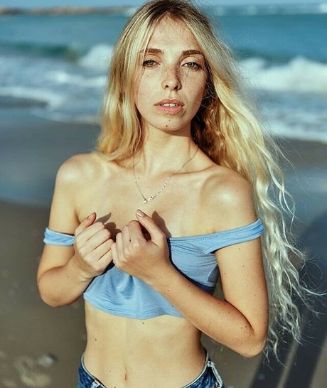 Tiny Miny Mo 素敵なポルノスター 写真