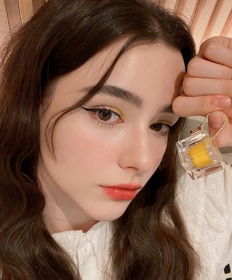 Dasha Tarab 高品質モデル 写真