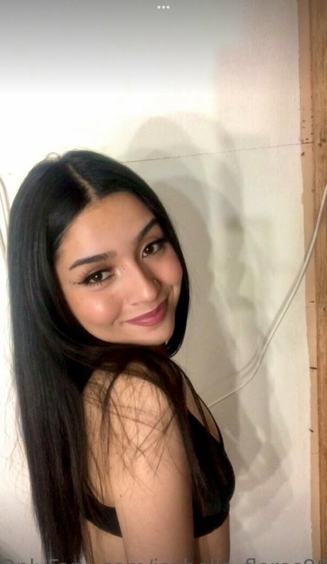 Flores Isabella98 セクシーなスター ギャラリー