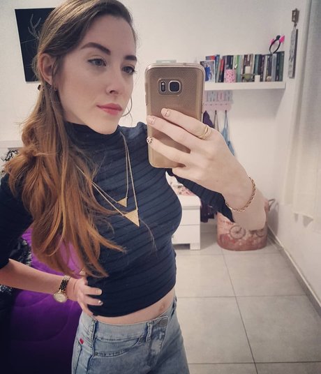 甘いおまんこオンリーファンズ ホットヌード 画像