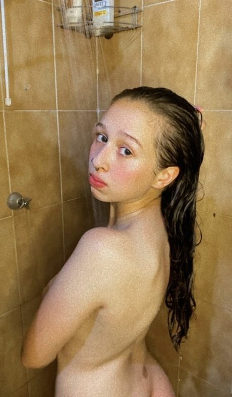 アナルxxx オンリーファンズ 無料ヌード ギャラリー