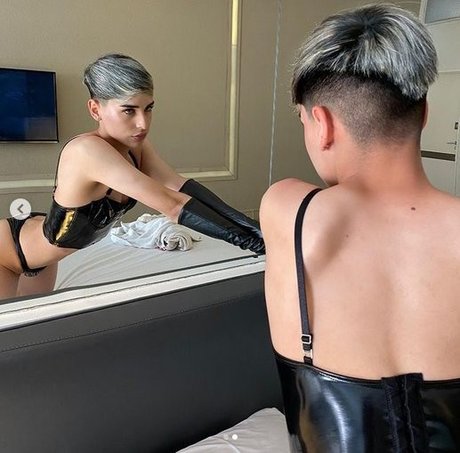 Pablo Pineda ポルノスター セックス 写真