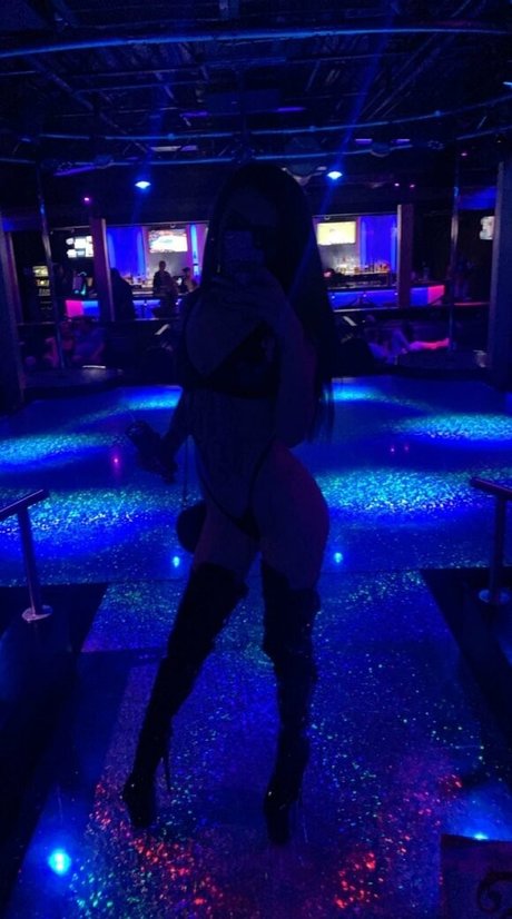 ButaneBunni 高品質のスター ギャラリー