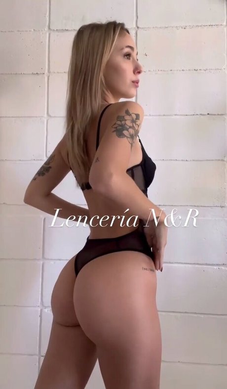 Agus Digri ヌードスター アーカイブ