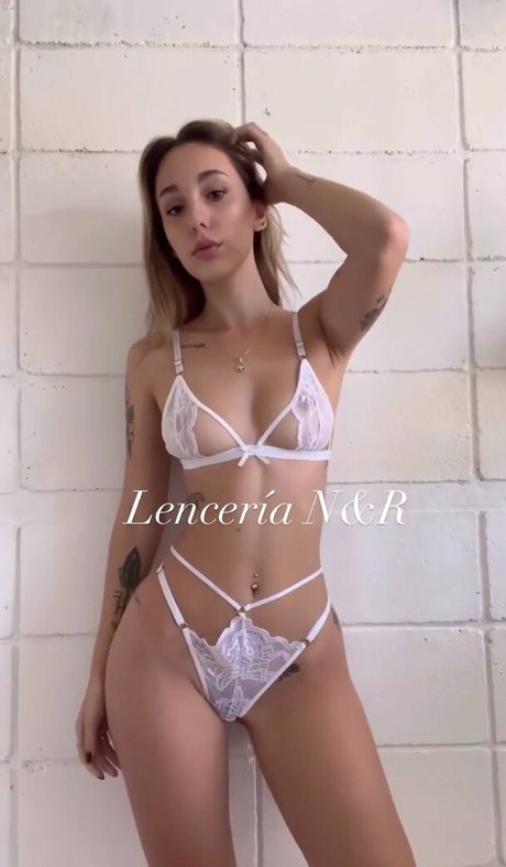 ボディビルダーヌードオンリーファンズ 無料アダルト 写真