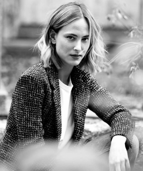 Nora Arnezeder エロティックなポルノスター 画像