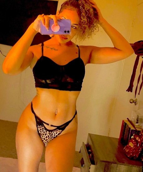 ThatThickPaige アートスター 写真