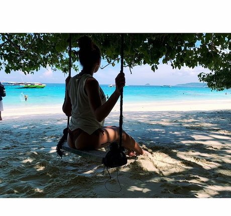 ThatThickPaige 美しい女優 画像