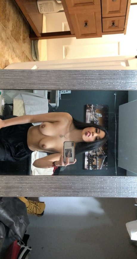 Kingxaviara ヌードのポルノスター アーカイブ