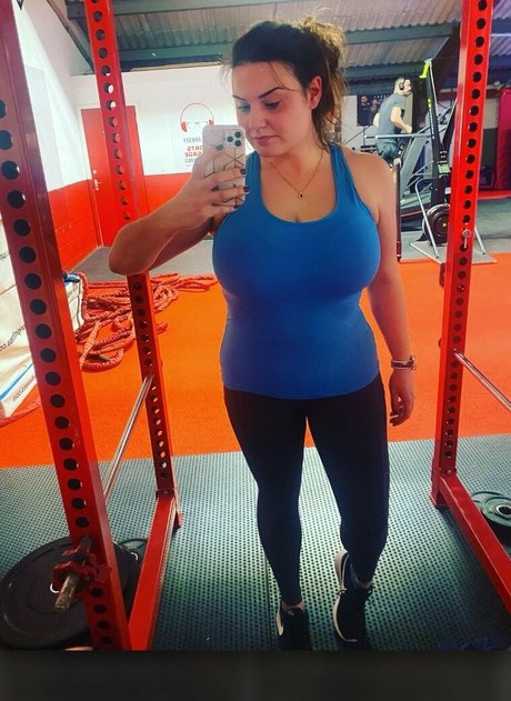 charworksoutlife ポルノモデル 写真