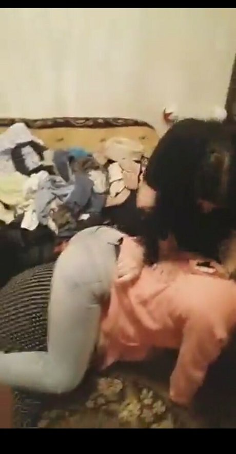 Aria Paria ポルノスター セックス 画像