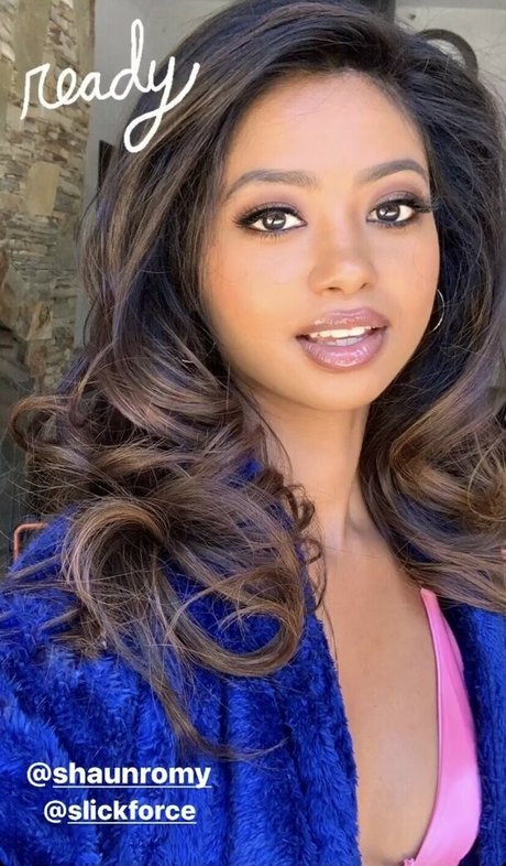 Shaun Romy エロティックモデル 写真