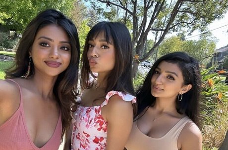 Shaun Romy 裸のモデル アーカイブ