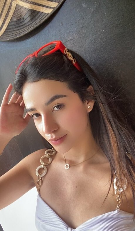 carolcor21 エロティックモデル 写真