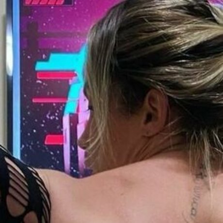 Gabrielly Avila 美しい女優 写真