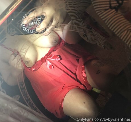 BBWオンリーファン ポルノグラフィック 写真