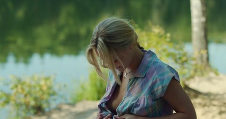 Sonja Gerhardt ヌードスター 画像