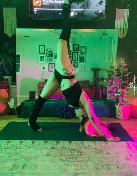 熟女オナニーオンリーファンズ エロ ギャラリー