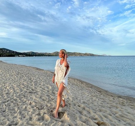 Sarah Connor ホット女優 写真