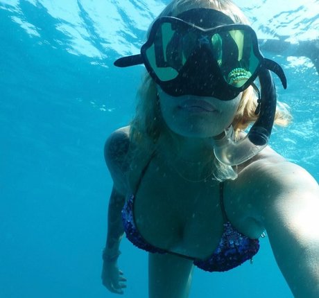 Sarah Connor XXXモデル 写真