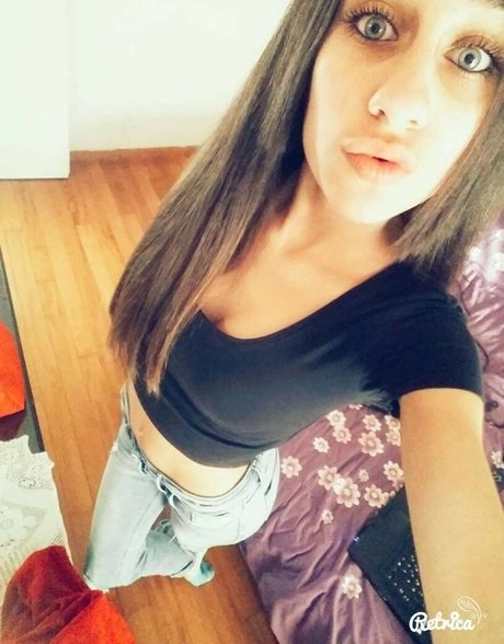 Melina Borgol 可愛いモデル ギャラリー