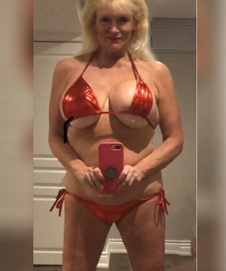 Sandie Lee ヌードモデル 写真