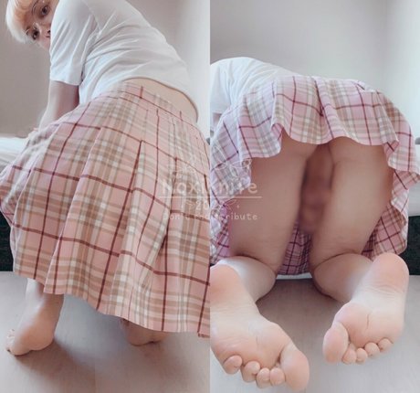 曲線美の女の子オンリーファンズ HD 写真