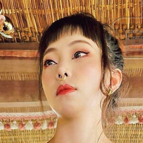 PiercedGummy ヌードモデル 写真