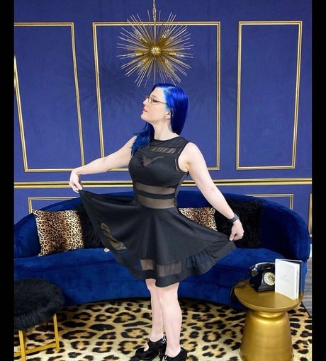 Leva Bates かわいいスター 画像