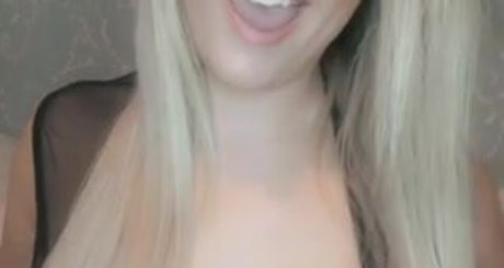 princessbigtitsuk ポルノスター セクシー 写真