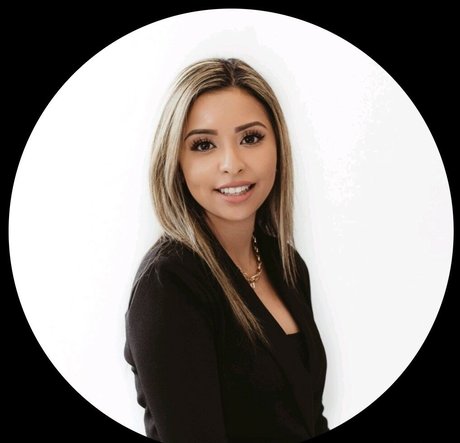 Iris In The Kitchen スター ヌード 写真