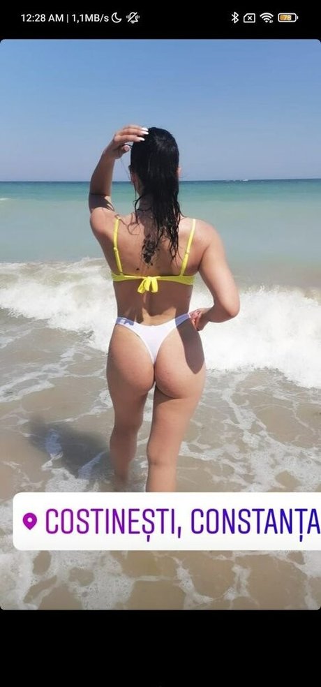 cristinutza18 ヌードスター 写真