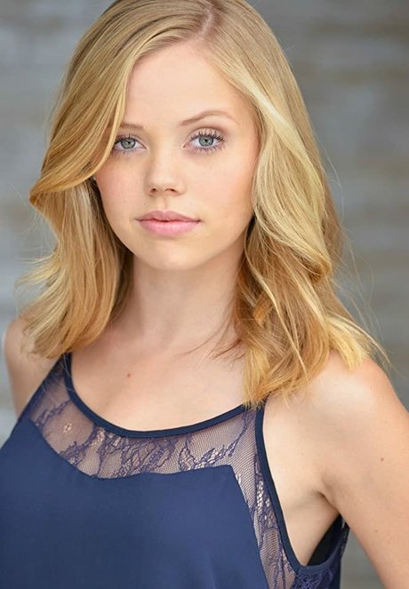 Annalisa Cochrane アートモデル 写真