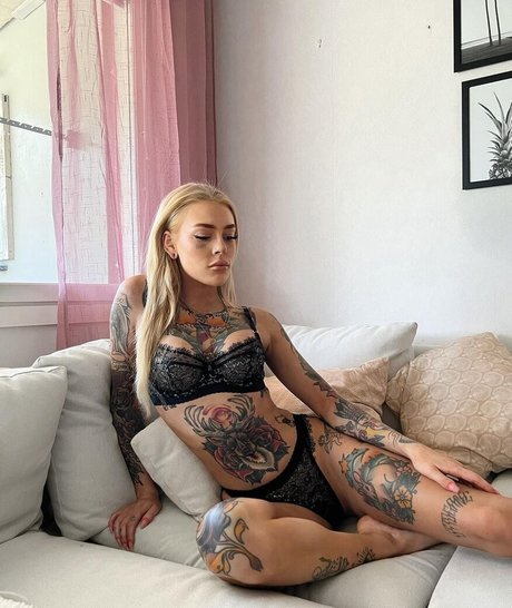 Aurajoutsenlampi セックスポルノスター 写真